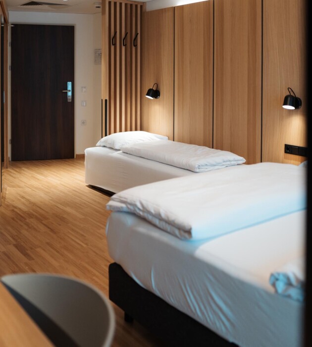 3-Bett-Zimmer im Hotel eduCARE.
