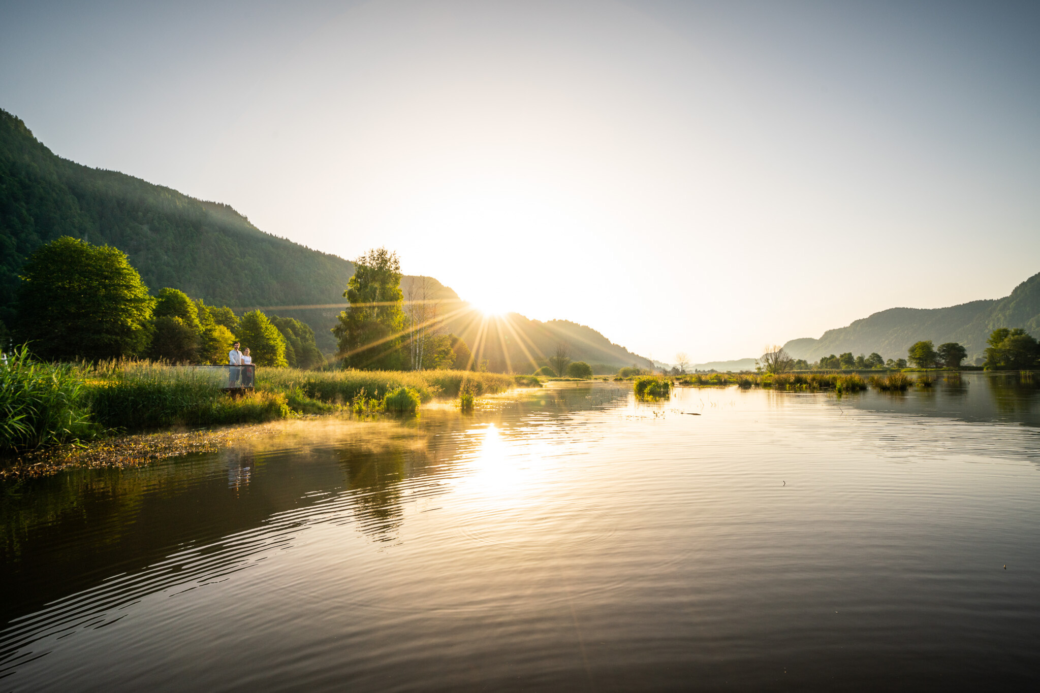 Die traumhafte Landschaft rund um das Hotel eduCARE mit den günstigen Urlaubspauschalen am Ossiacher See