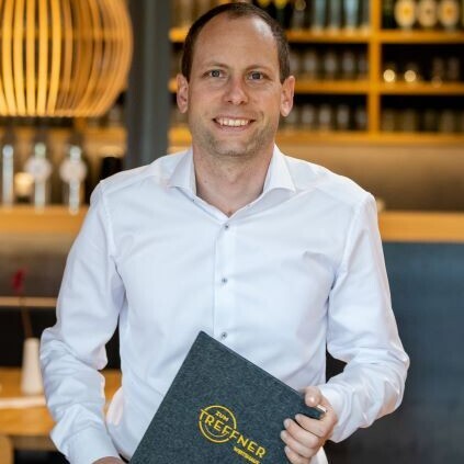 Andreas Buchacher, Gastgeber